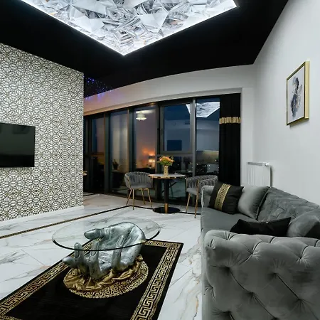 Hanza Tower 5 Stars شتشيتسين
