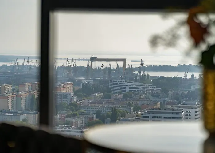 Hotel apartamentowy Hanza Tower 5 Stars 4*